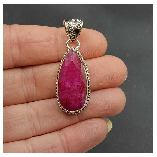 Silver pendant with narrow teardrop shaped Ruby edited setting