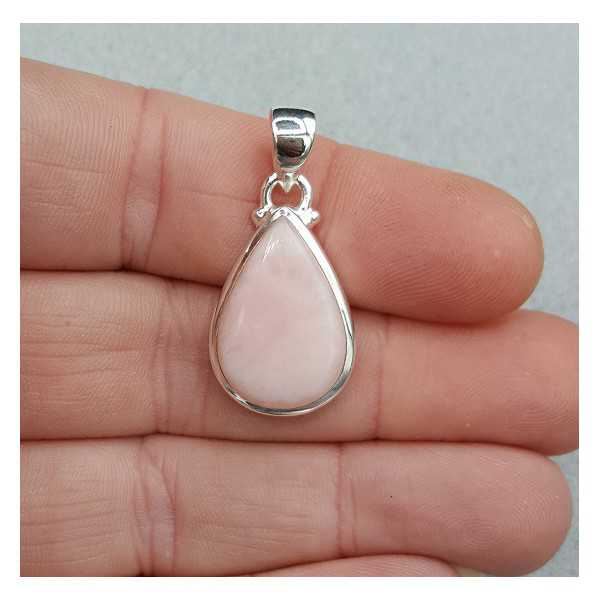 Silver pendant with drop-shaped pink Opal