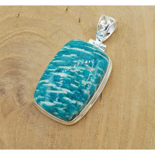 Silver pendant set with a rectangular Amazonite