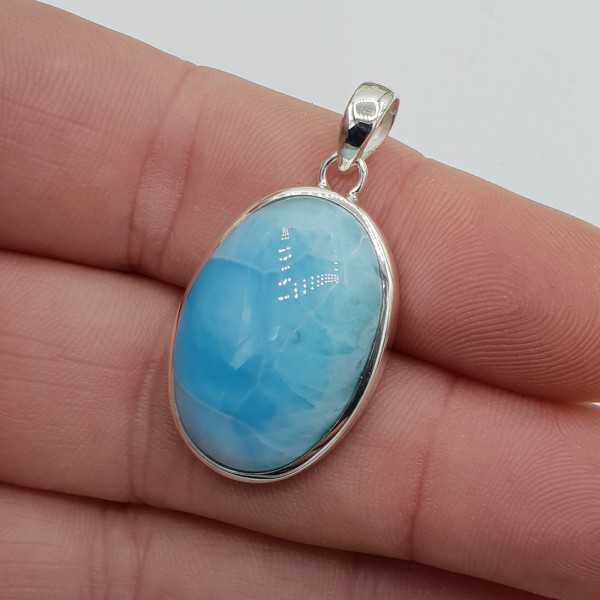 Zilveren hanger gezet met ovale cabochon Larimar