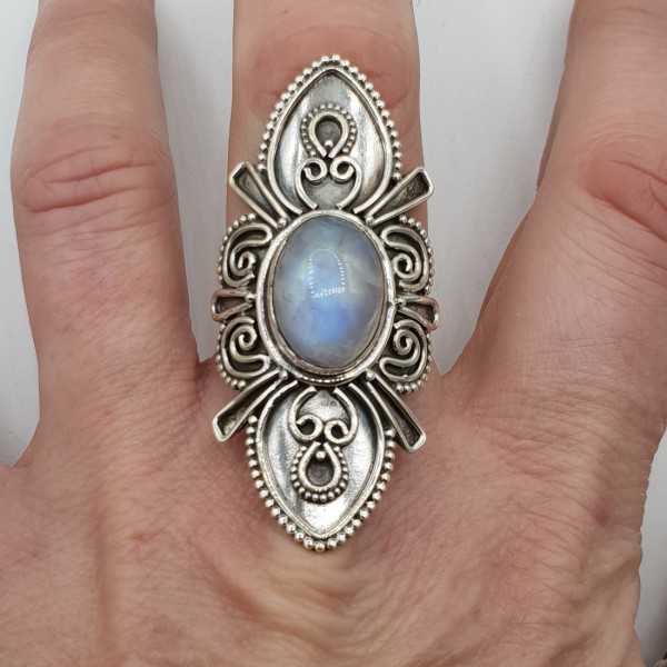 Silver ring with Moonstone and machined head 19 mm