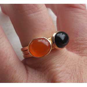 Gold-plated rings set with Labradorite and Onyx (19 mm)