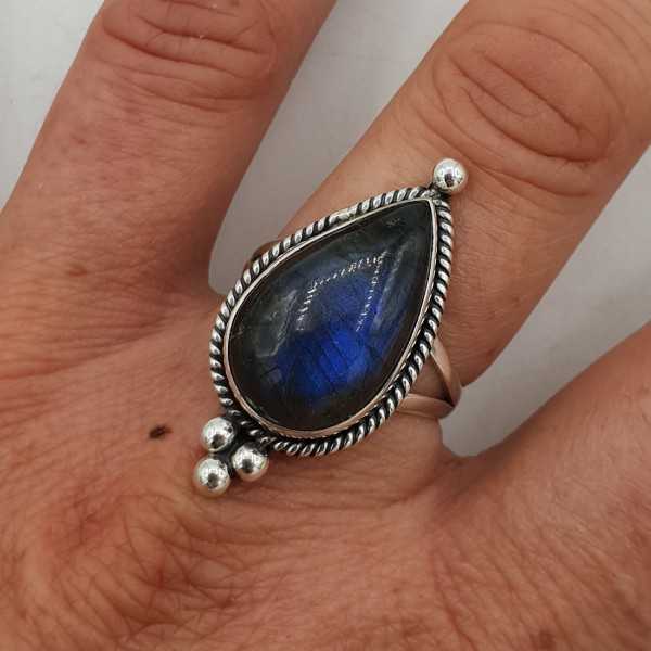 925 Sterling silver bezel set Labradorite 18.5 mm