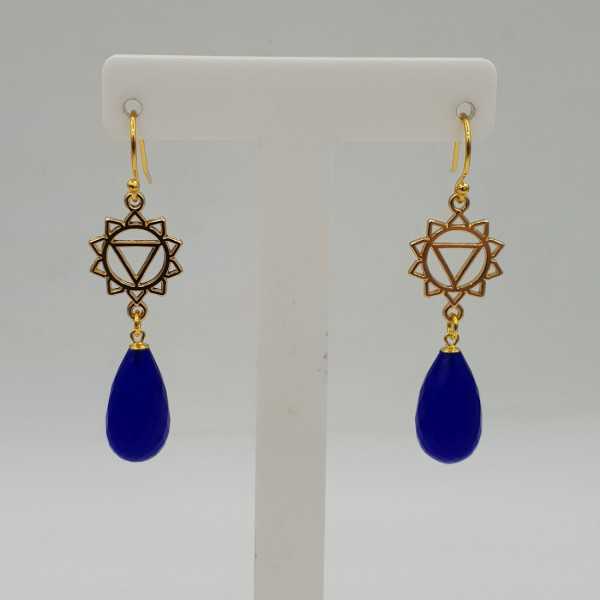 Goud vergulde chakra oorbellen met blauw Chalcedoon quartz