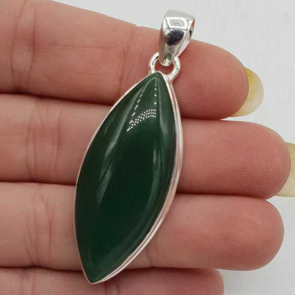 Zilveren hanger gezet met marquise Jade