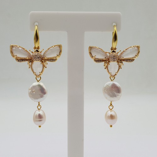 Gilded earrings with pearl...