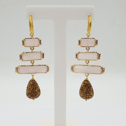 Gilded earrings powder pink cat's eye drop made of golden crystals