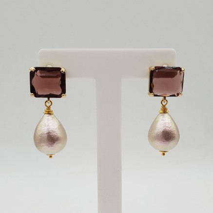 Gilded earrings with cotton pearl and crystal