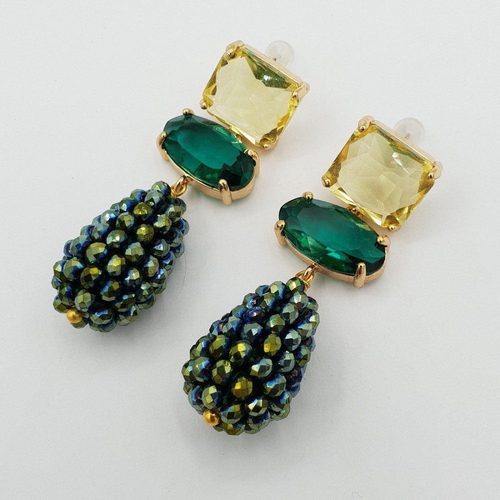 Gilded earrings drop metallic green crystals and crystal