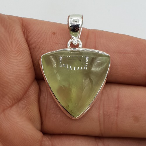 925 Sterling silver pendant set with triangular prehniet