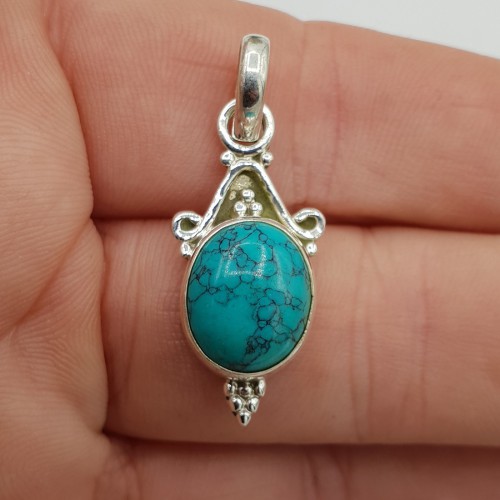 925 Sterling silver pendant with oval turquoise