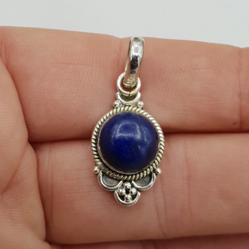 925 Sterling silver pendant set with round lapis lazuli