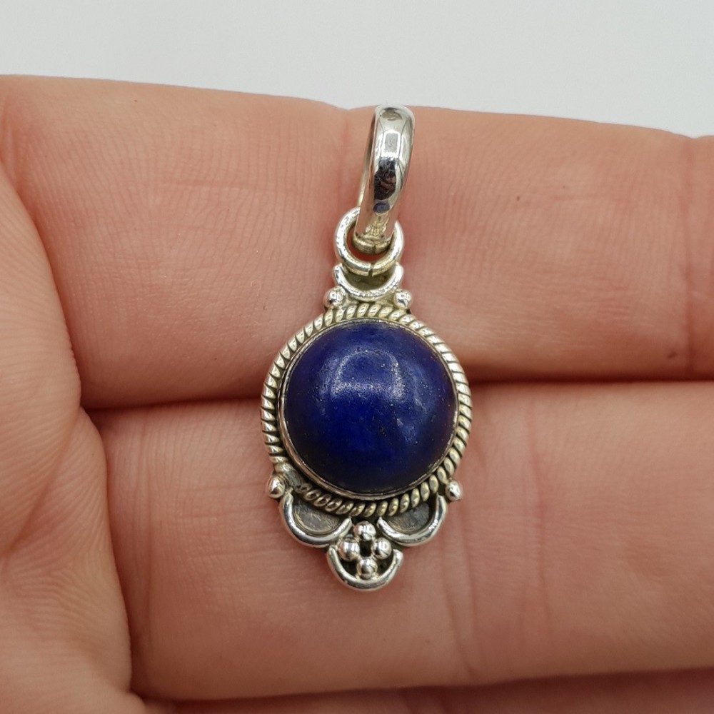 925 Sterling silver pendant set with round lapis lazuli