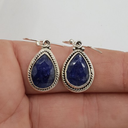 925 Sterling silver earrings with sapphire