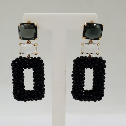 Gilded earrings black crystals and crystal