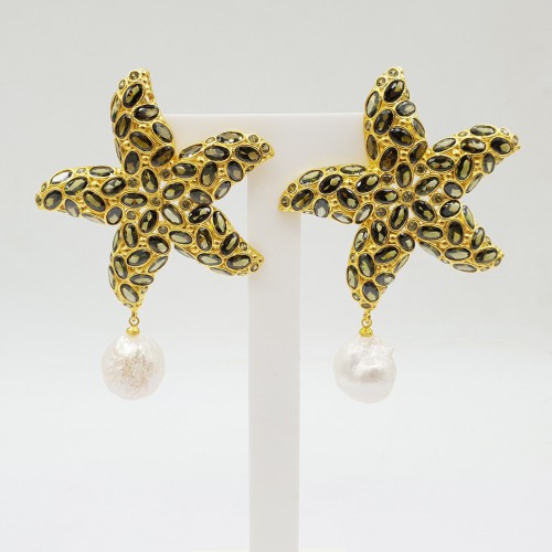 Gilded earrings large starfish with pearl