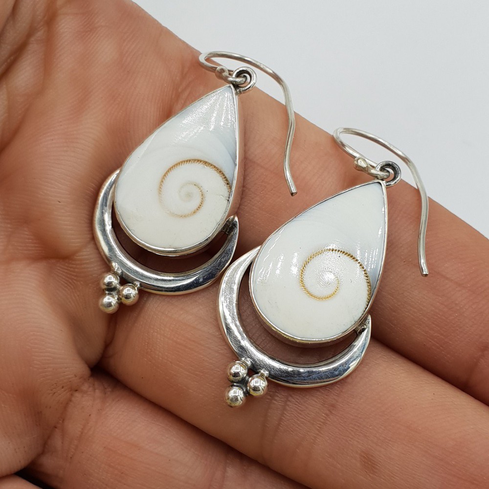 925 Sterling silver earrings Shiva Schelp