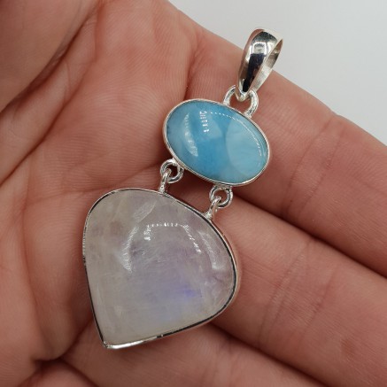 Silver pendant with moonstone and Larimar