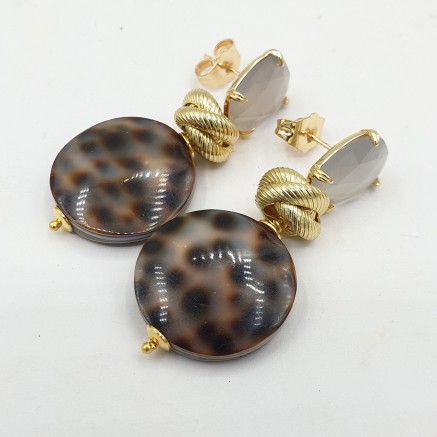 Gilded earrings cowrie shell and gray cat eye