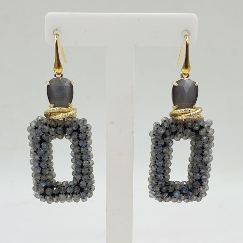 Gilded earrings with labradorite and cat eye