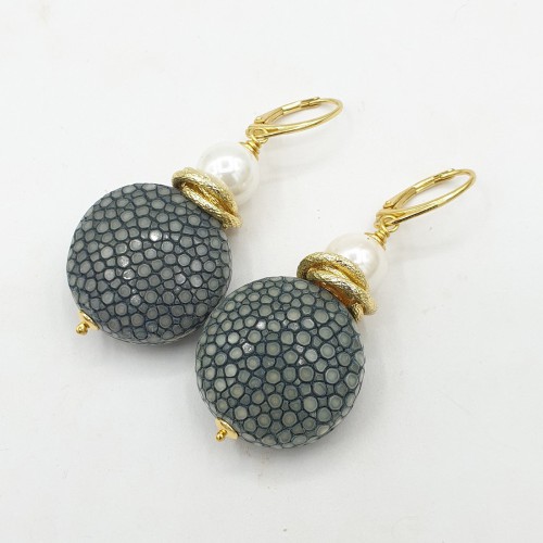 Gilded earrings with gray...