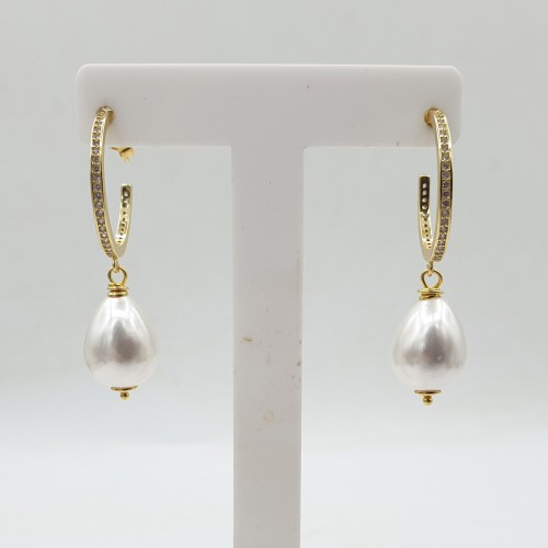 Gilded earrings with pearl...