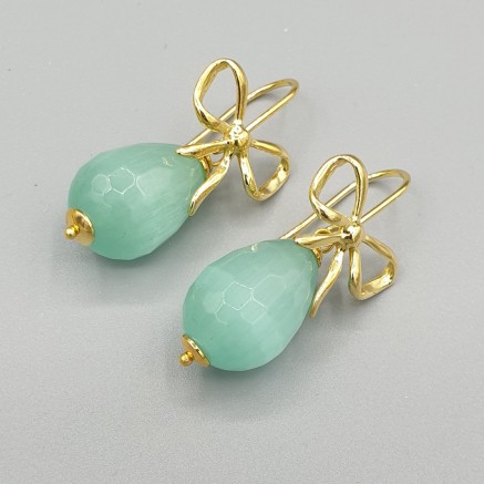 Earrings with mint green cat eye