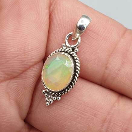 925 Sterling Silver Pendant Ovale Ethiopian Opaal