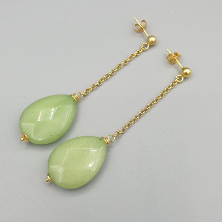 Earrings with green jade