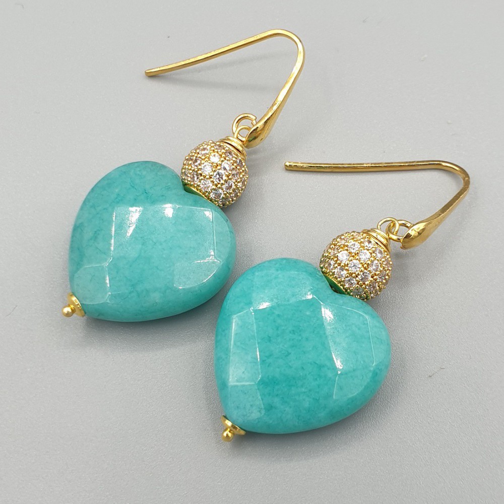 Gilded earrings with jade heart