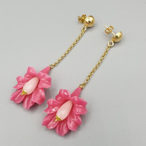 Earrings with resin flower...