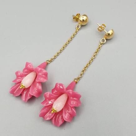 Earrings with resin flower and rose quartz