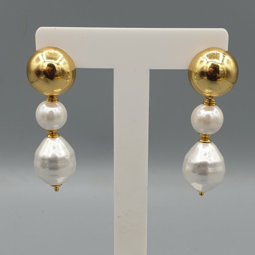 Gilded earrings with pearls