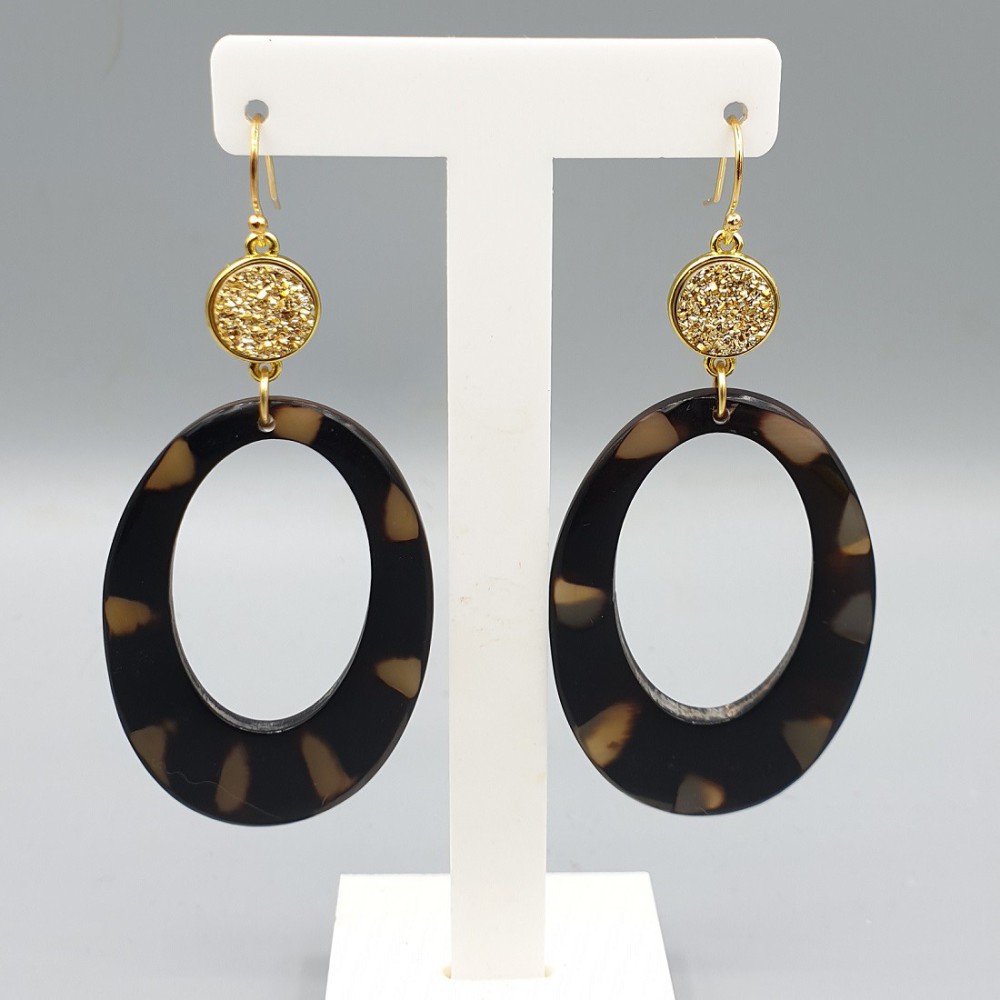 Gilded earrings buffalo horn and rough agate