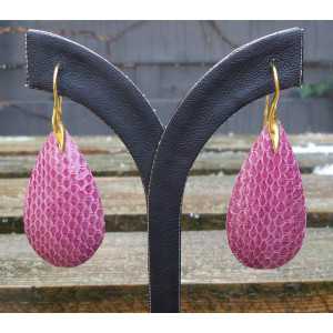 Gold plated earrings with drop of pink Snakeskin