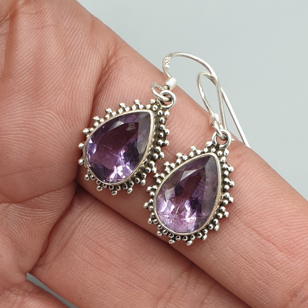 925 Sterling silver earrings set with amethyst