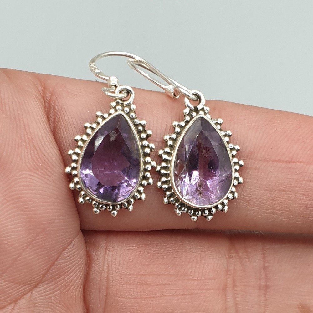 925 Sterling silver earrings set with amethyst