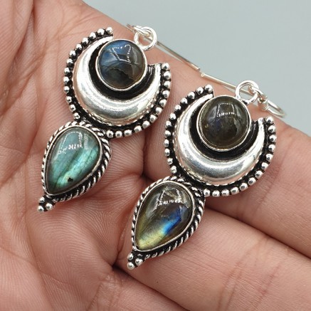 925 Sterling silver earrings set with Labradorite