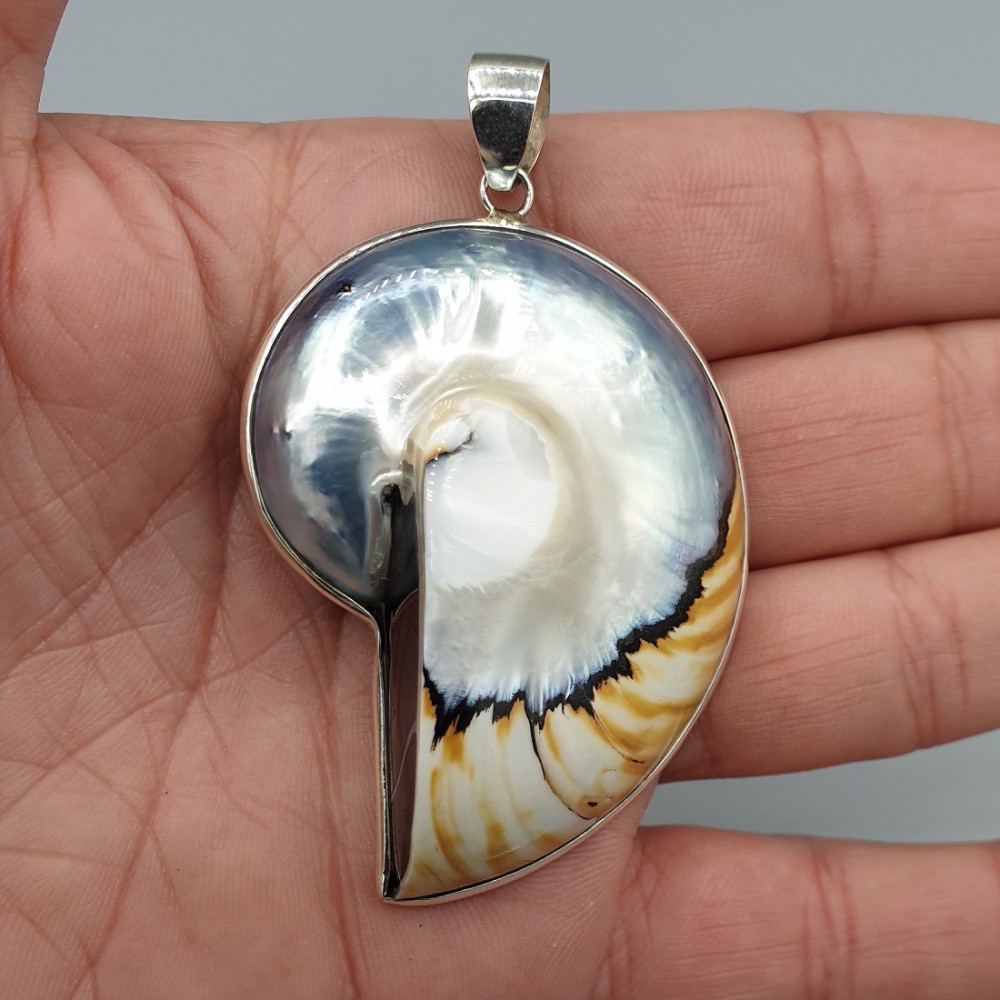 925 Sterling silver pendant large nautilus shell