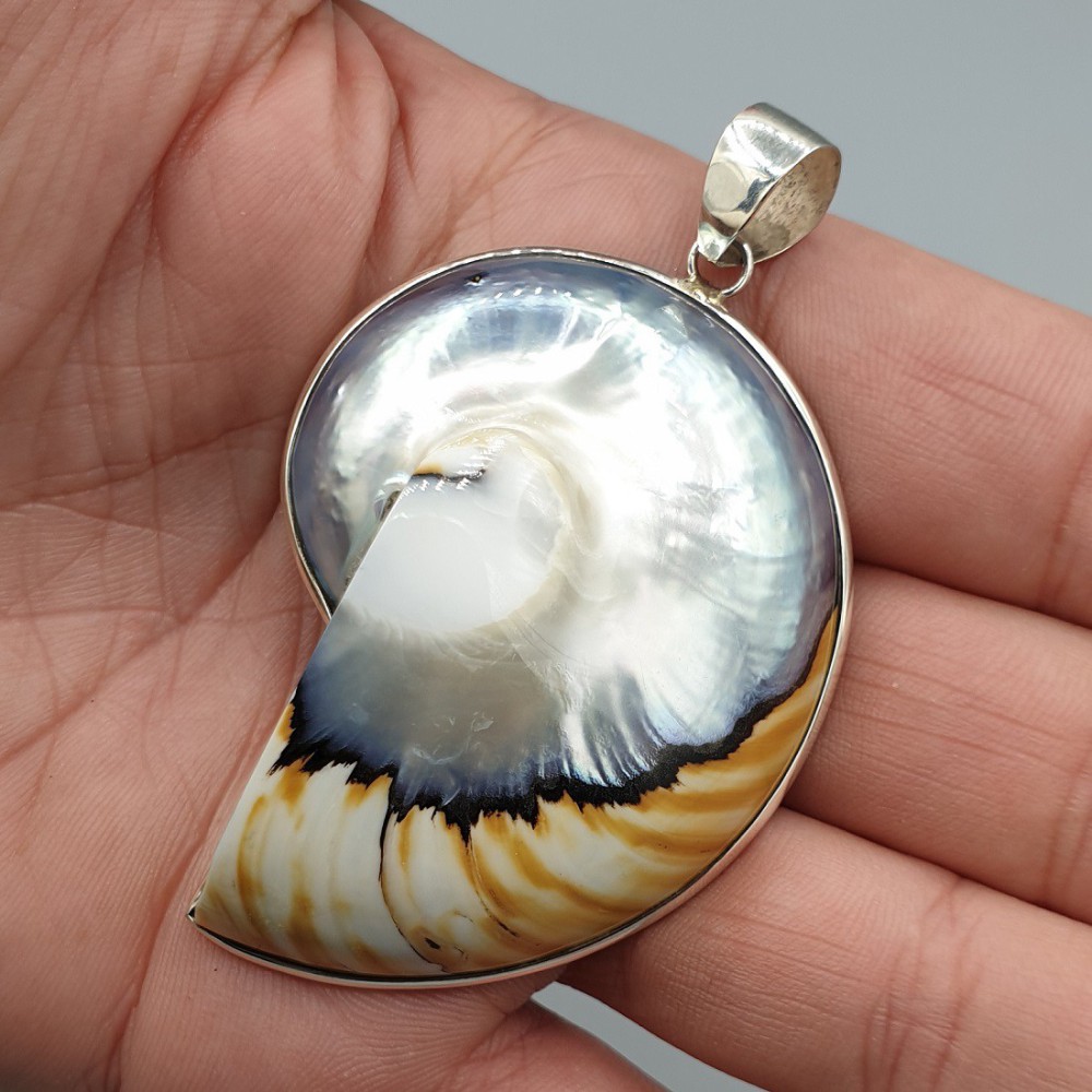 925 Sterling silver pendant large nautilus shell