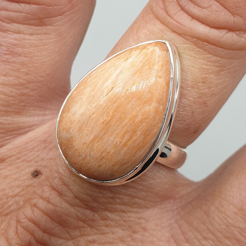 925 Sterling Silver ring with celesto barite 18 mm