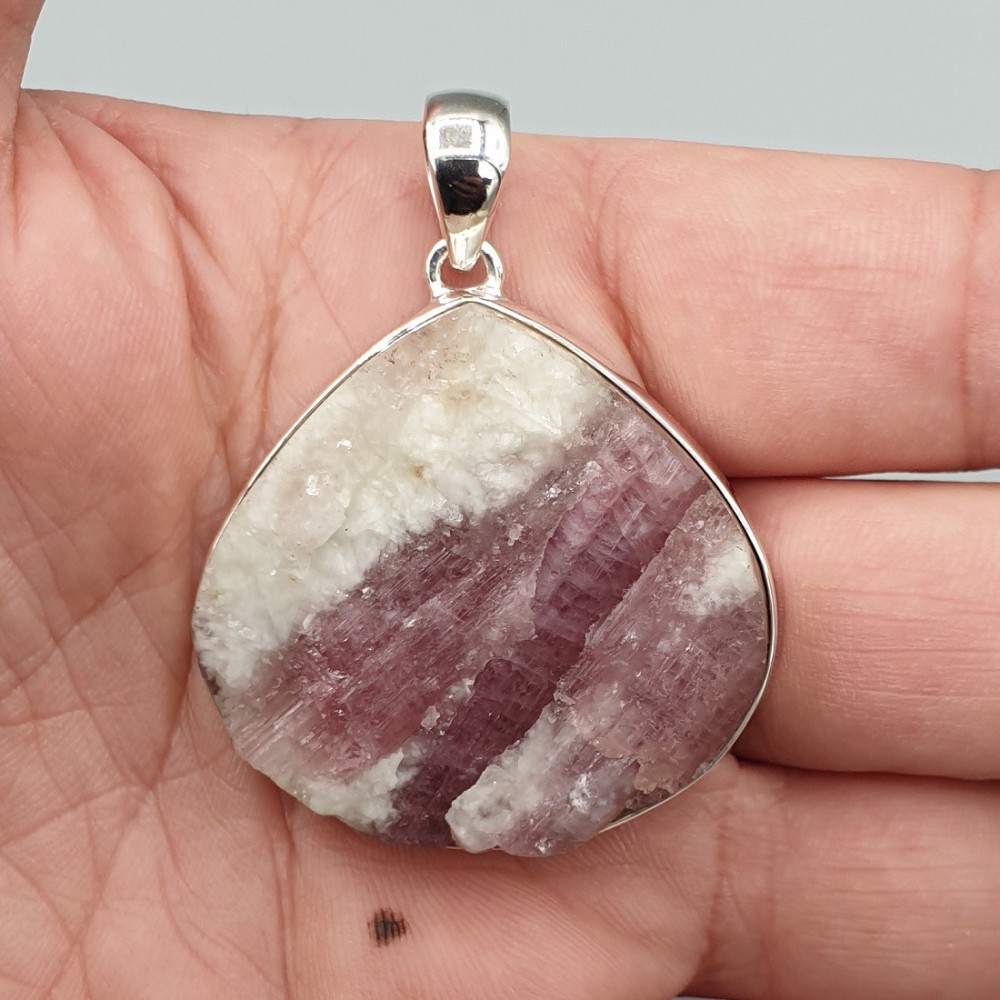 925 Sterling silver pendant with raw pink tourmaline in Quartz