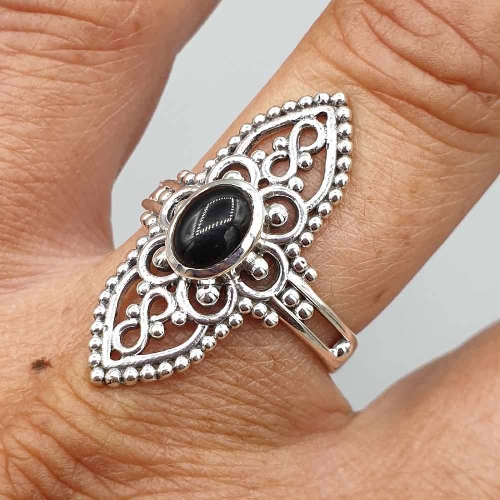 925 Sterling silver ring with oval black onyx