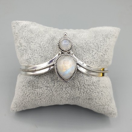 925 Sterling Silver Bangle Rainbow Moonstone