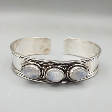 925 Sterling Silver Bangle Rainbow Moonstone