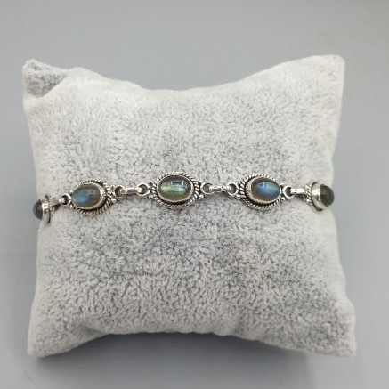 925 Sterling silver bracelet with labradorite