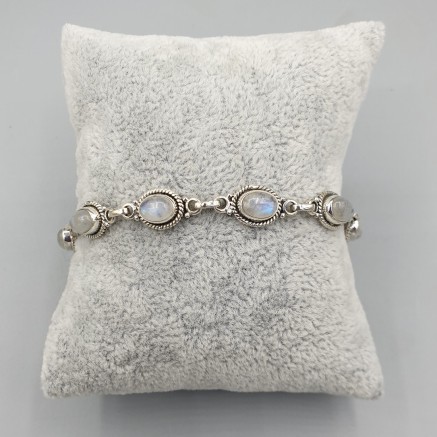 925 Sterling silver bracelet with rainbow moonstone