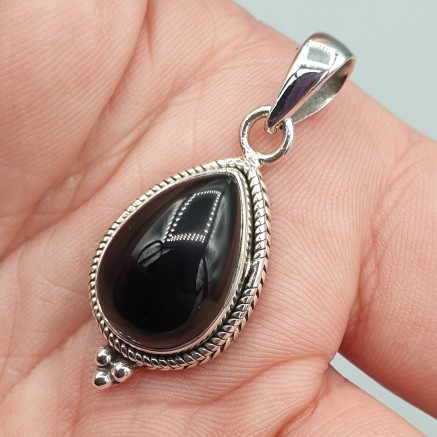 Silver pendant drop -shaped black onyx small