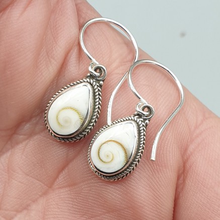 925 Sterling silver earrings with Shiva Schelp