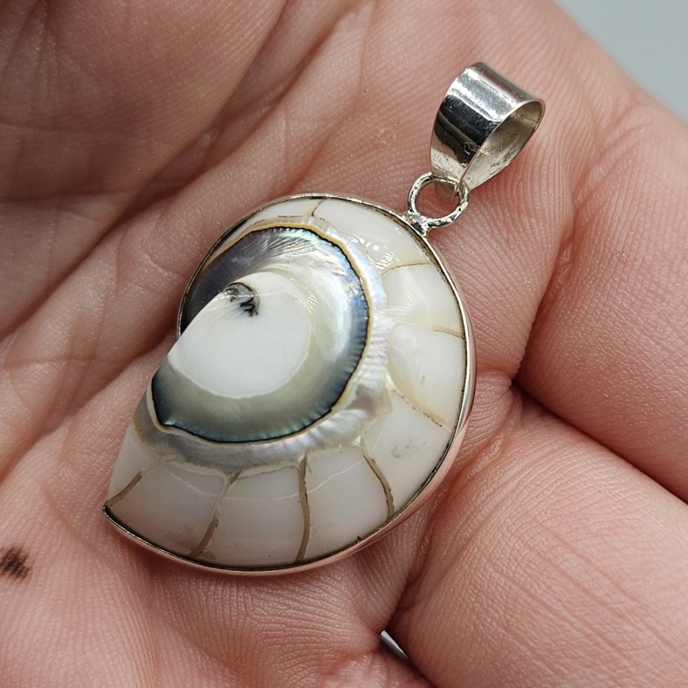 925 Sterling silver pendant Witte Nautilus shell